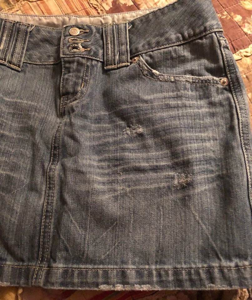 London Jeans - Women's Distressed Casual Denim Jean Mini Skirt - Size 0 - Image 4 of 4