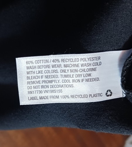 Kids Large ACDC Black In Black T-shirt, NWT , Sz L (10/12) - Picture 5 of 5