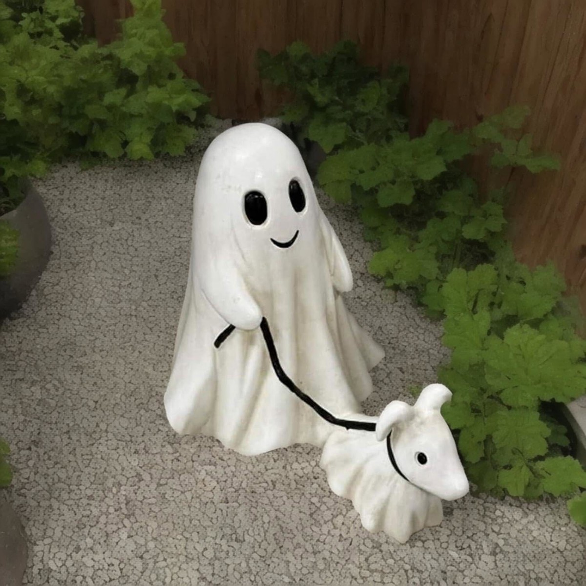 Ghost Walking Dog Statue – 15 Cm, Halloween-Deko Aus Harz, Lustige Geisterfigur Mit Hund, Für Innen & Außen