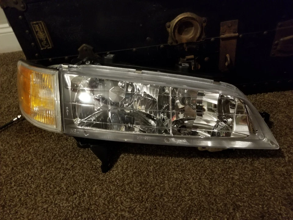 Conjunto de faros de pasajero y conductor Honda Accord 1994-1997 todas las bombillas incluyen Foto 2 de 4