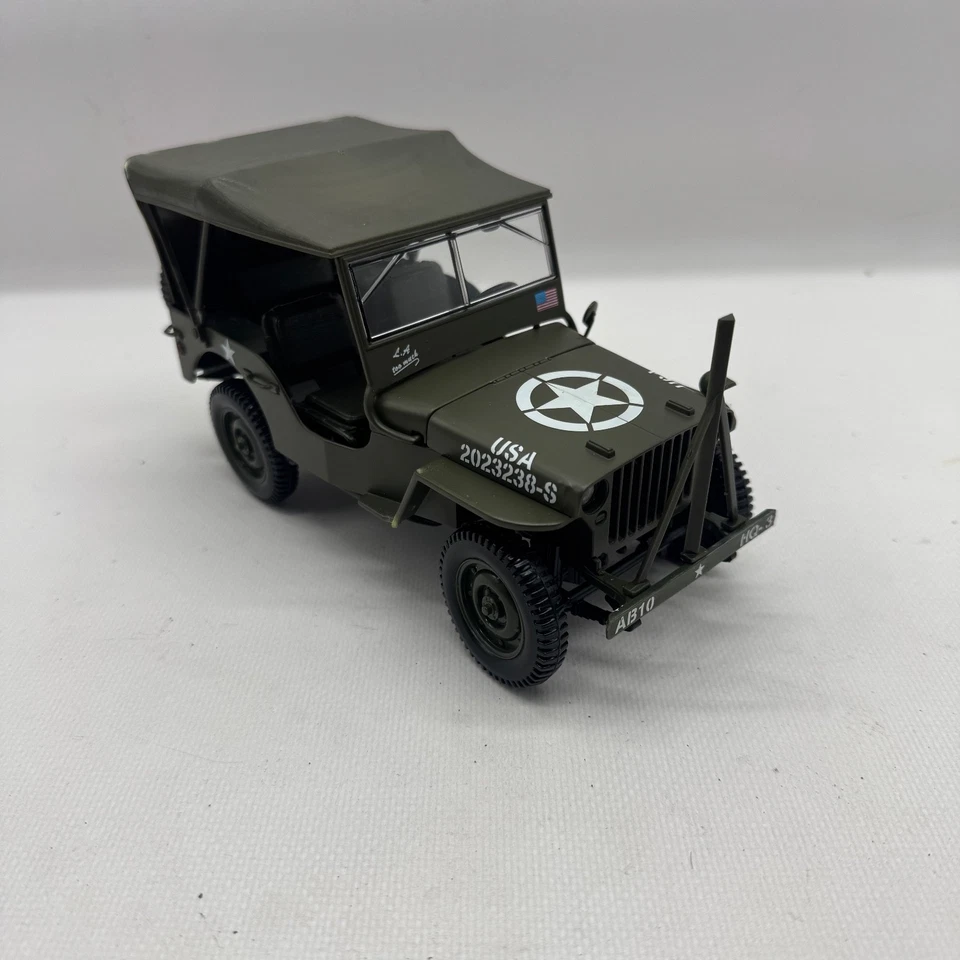 MODELLINO AUTO JEEP WILLYS - SOLIDO - SCALA 1:18 - Immagine 2 di 4