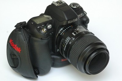 Kodak DCS Pro 14n 14.0MP Digital SLR Camera and 105mm - For Parts or Repair