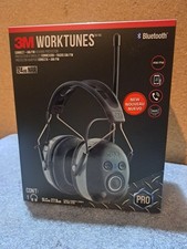 3M WorkTunes Connect + AM/FM Hearing Protector with Bluetooth Technology
