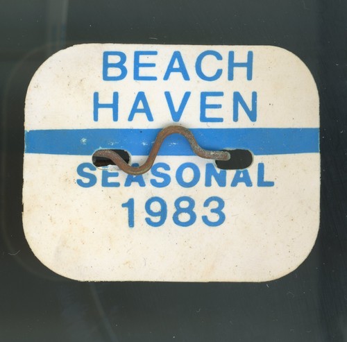 1983 Beach Badge / Tag  BEACH HAVEN LBI  NJ LONG BEACH ISLAND with pin