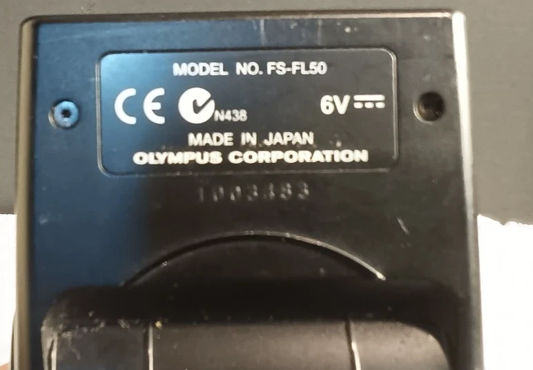 Olympus FS-FL50 Shoe Mount Electronic Flash for Olympus Camera Body - Image 4 of 4