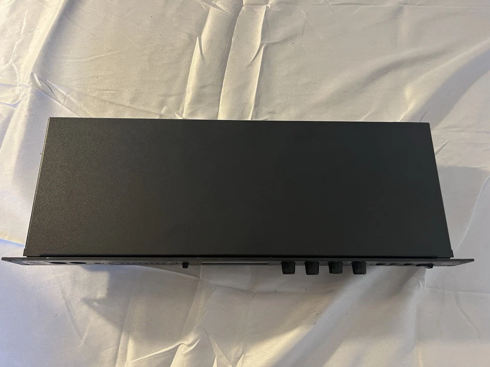 MOTU Midi Timepiece II Midi Interface -Working-Excellent-Condition - Image 4 of 4