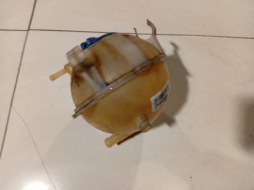 Audi A3 2007 Expansion Tank coolant (RADIATOR EXPANSION TANK BOTTL #2671708-51