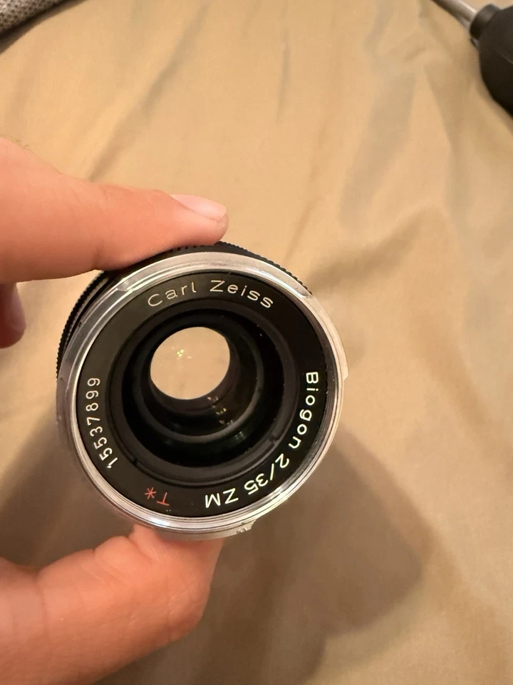 Carl Zeiss Biogon T* 35mm F2 ZM Black Lens for Leica M - Image 4 of 4