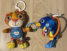 2x Hanging Baby Toys