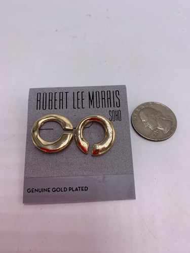 $25 ROBERT LEE MORRIS GOLD TONE OPEN CIRCLE EARRINGS ML1A - Picture 4 of 5