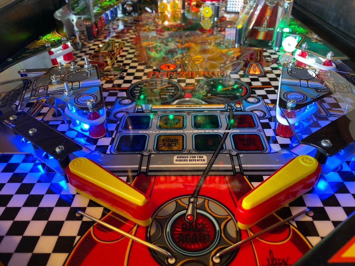 Beautifully restored! Banzai Run 1988 Williams pinball machine