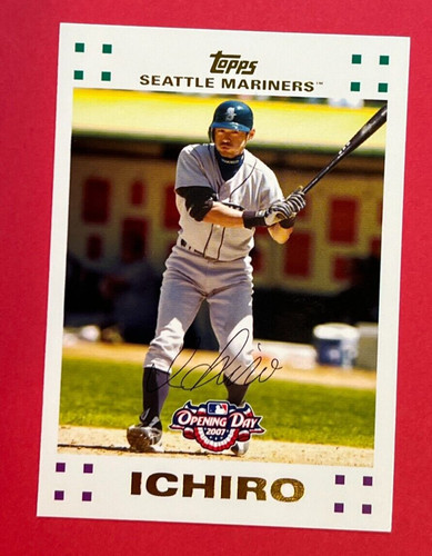 Ichiro [Gold] #154 2007 Topps Opening Day card
