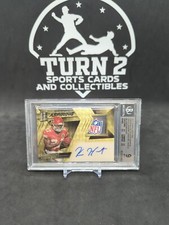 2017 Spectra Kareem Hunt Auto NFL Logo RC #1/1 Superfractor KC Chiefs BGS 9 MINT