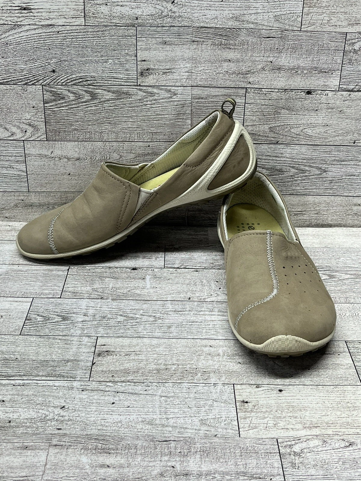 Mocassino slip on donna ECCO Biom Lite beige movimento naturale pelle scamosciata taglia EU 36 US 5 5