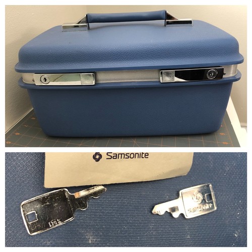 Vintage Samsonite Montebello Blue Hard Shell Vanity Bag Cosmetic Case + 2 Keys