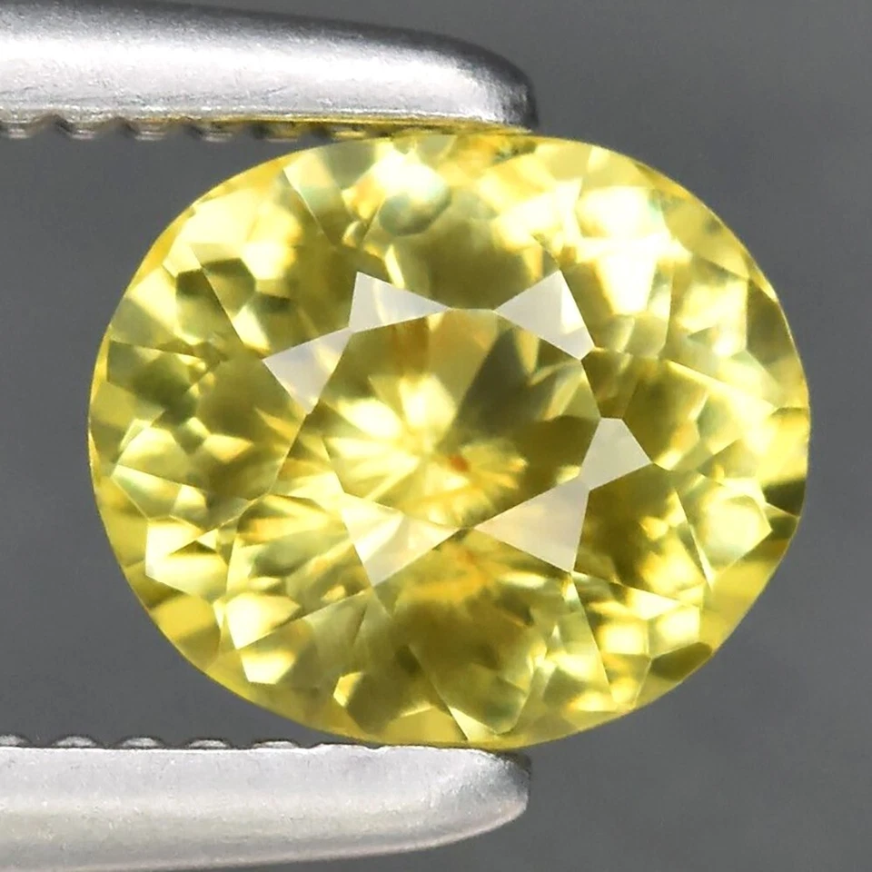 0.64CT MALI GARNET LIGHT YELLOW PREMIUM ANDRADITE-GROSSULAR OVAL GEMSTONE (MALI) - Image 3 of 4
