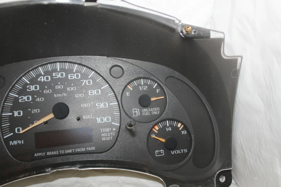 Cuadro de instrumentos velocímetro 01 02 Savana Express VAN tablero calibre 348.527 millas Foto 4 de 4