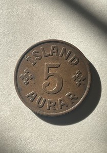 1942- ICELAND 5 AURAR - NICE GRADE