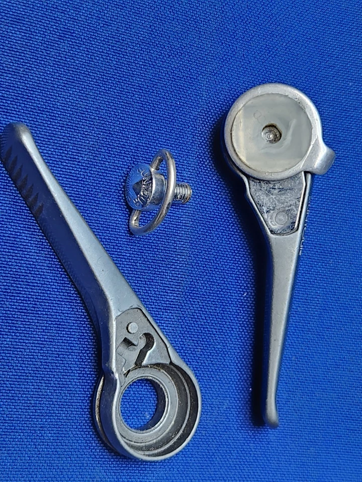 De colección SunTour Tubo descendente eléctrico Palancas de cambio Abrazadera en Palancas Bicicleta de Carretera Foto 3 de 4