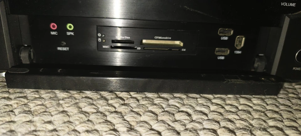 Computadora de cine en casa o juegos  Foto 2 de 4