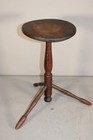 BEST 18TH C TABLE TOP TURNED PEG LEG CANDLE HOLDER IN CHERRY & ASH OLD SURFACE — photo 2