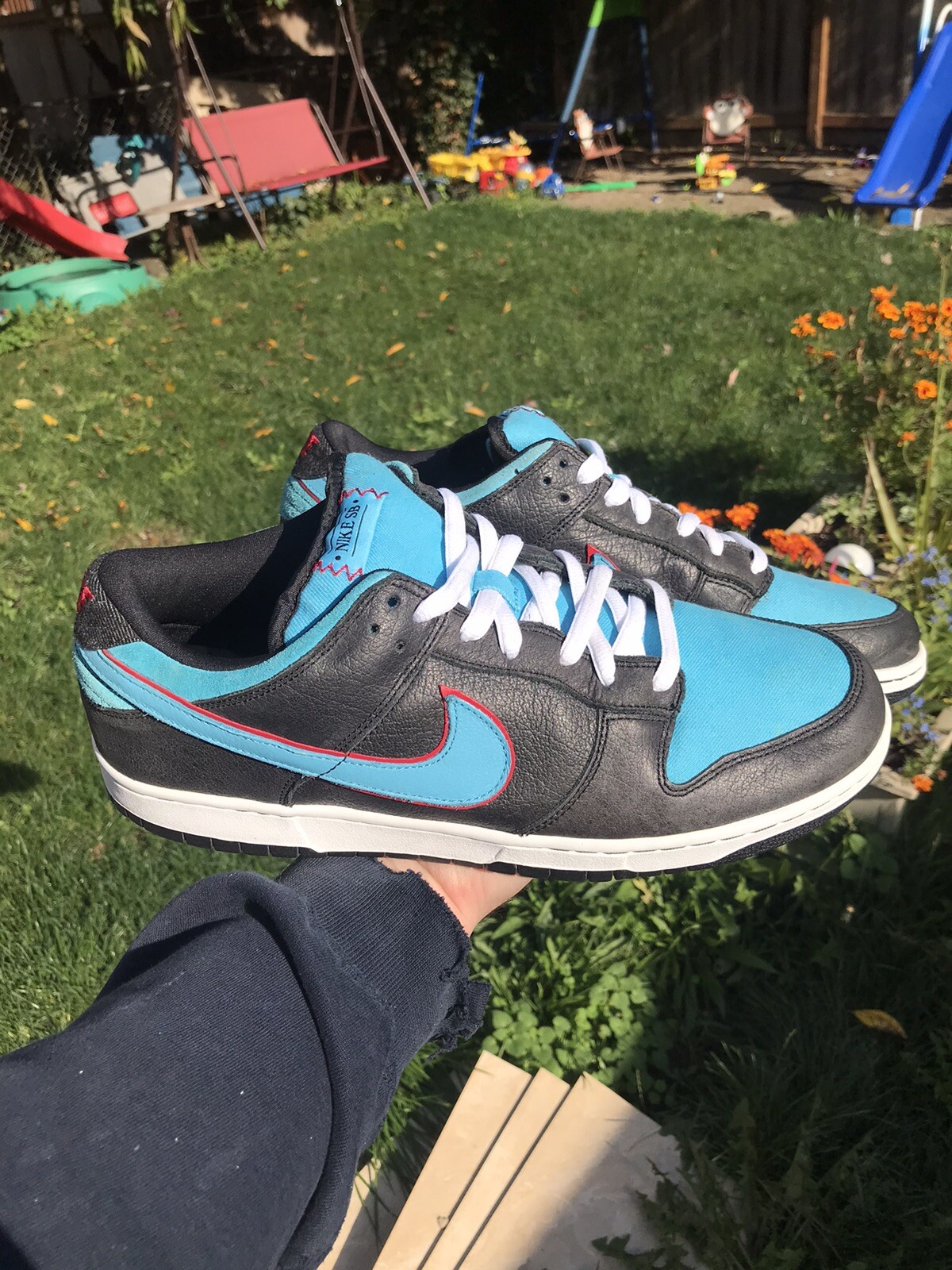 nike sb dunk low angels and demons