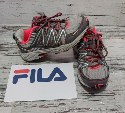 ladies trail running shoes