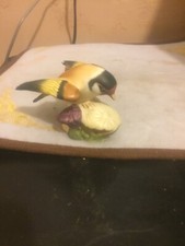 ROYAL WORCESTER bone china bird figurine GOLDFINCH No 3239