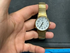 TIMEX Indiglo Unisex Watch Vintage W/ Expansion Bracelet New Battery Working