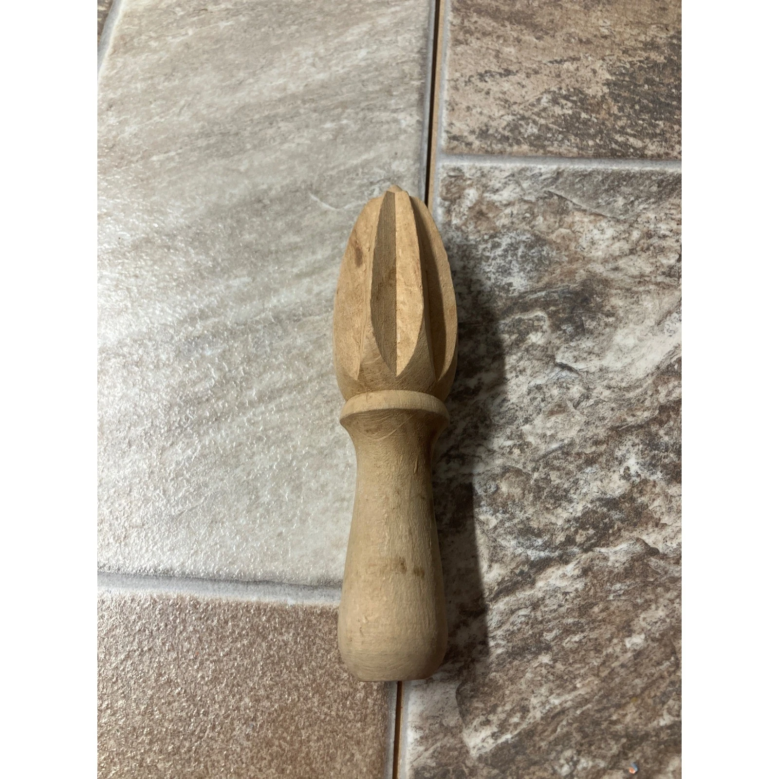 Vintage Style Solid Wood Handheld Citrus Reamer Lemon Juicer Manual Tool 6 Inch