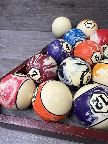 The Level Best Pool Ball Set Swirl - Picture 8 of 13