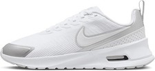 Zapatos para mujer Nike Air Max Nuaxis (blanco/platino puro/plata metálica/blanco) 8,5
