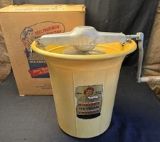 Vintage Hostess Ice Cream Freezer 4 Quart Hand Crank Ice Cream Maker Peerless 