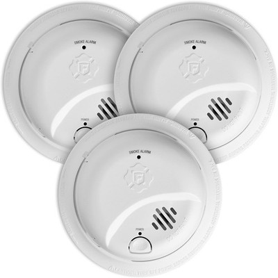 First Alert - BRK SMI100, Battery-Operated Ionization Smoke Alarm, 3-Pack