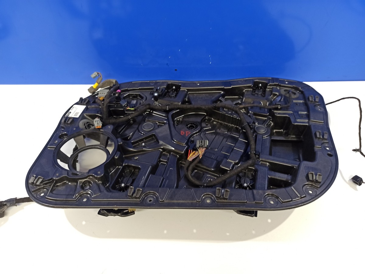 VOLVO XC90 II T6 AWD Front Right Door Window Regulator 31349763  