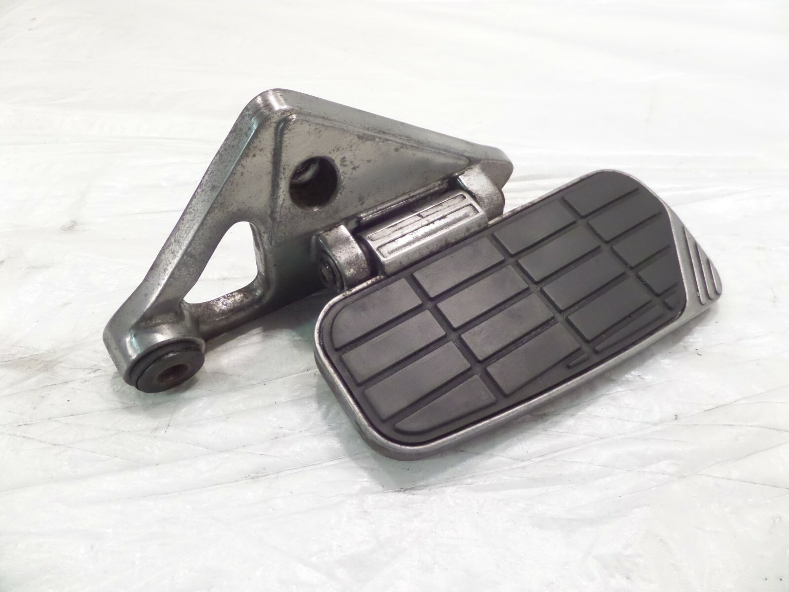 19862003 Kawasaki Voyager XII ZG1200 Right Rear Foot Board Rest Floorboard eBay