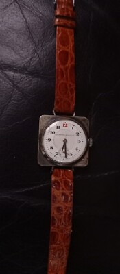 TAVANNES WATCH CO - CYMA Uhr läuft nicht. Für Ersatzteile 