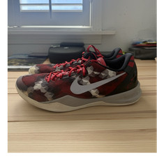 Nike Kobe 8  Milk Snake  Size 12