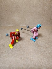 Vintage 2 Lot Barclay Lead Miniature Figures Downhill Skiers Pink Red
