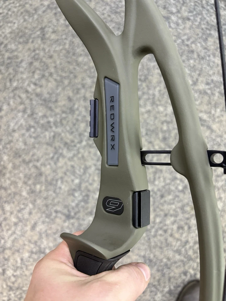 Arco compuesto de caza para diestros verde Hoyt RX9 70#OD Foto 3 de 4