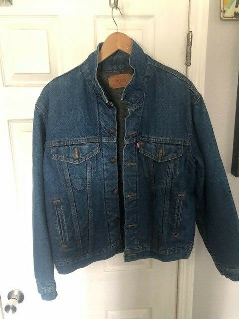 VTG Levi's Denim Jean Trucker Jacket 70506- Size 42 USA MADE VTG Levi's Denim Jean Trucker Jacket 70506- Size 42 USA MADE