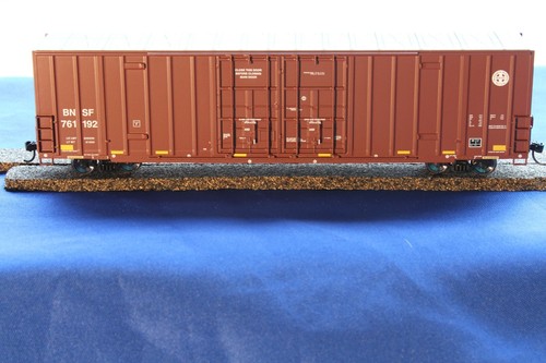 Walthers Mainline 910-2959 BNSF 761192 Circle Logo 60' High-Cube Plate F Boxcar | Zustand: New