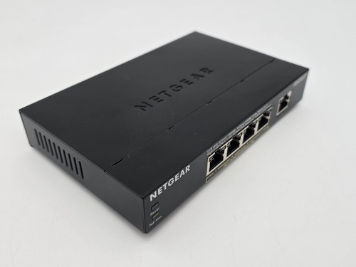 Netgear 5-Port PoE Gigabit Ethernet Switch with 4-Port PoE GS305P - Photo 7/9
