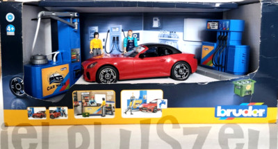 Bruder 62111 Tankstelle mit Fahrzeug und Waschplatz Spielset