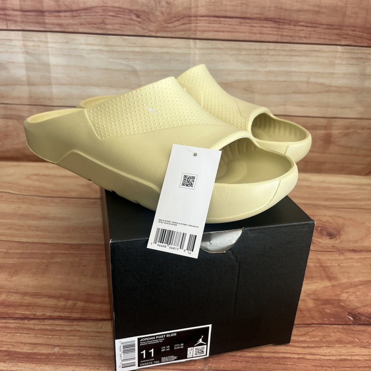 Nike Air Jordan Post Slides Team Gold Beige Jumpman Mens 