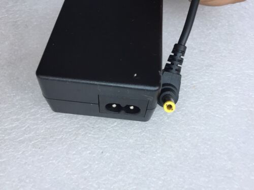 New Original Fujitsu Laptop Charger AC Adapter Power Supply FMV-AC323B 19V 5.27A - Picture 2 of 3