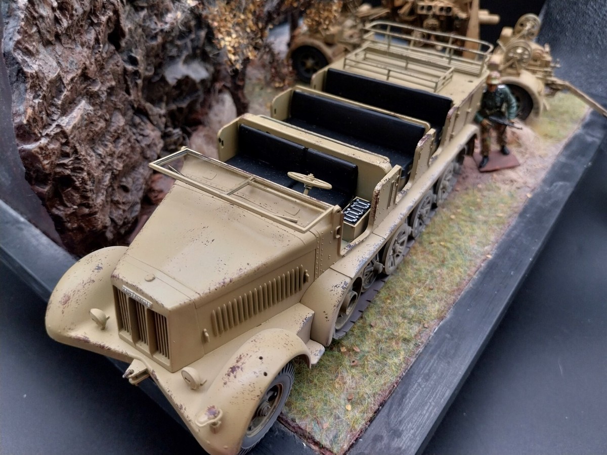 Tamiya 35017 German 88mm Gun Flak36/37 and Sd.Kfz.7 1:35