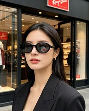 Ray-Ban RB4472 Navy Blue Oval Polarized Sunglasses Gray Lenses 50-23-140 New