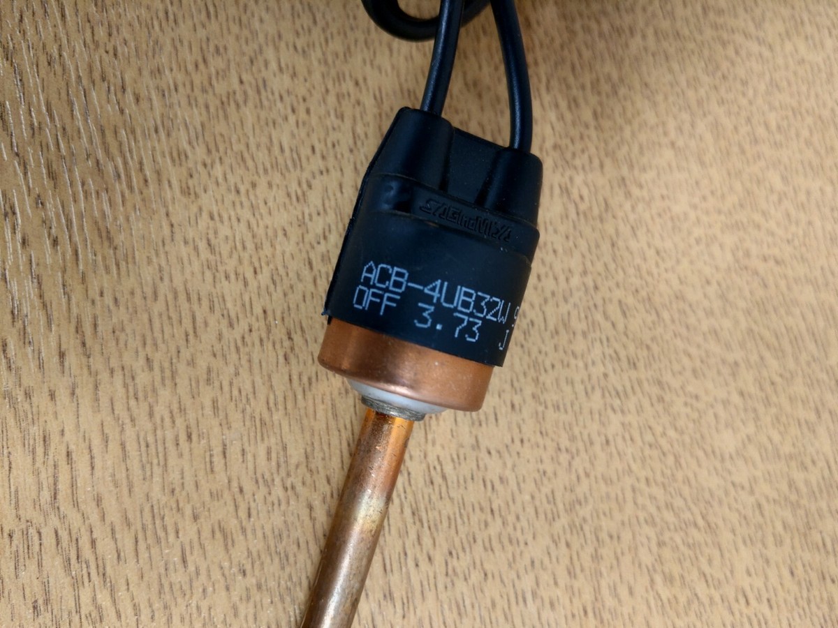 TOSHIBAスイッチ 楽天市場】【TOSHIBA】WIDE-iシリーズ配線器具（スイッチ