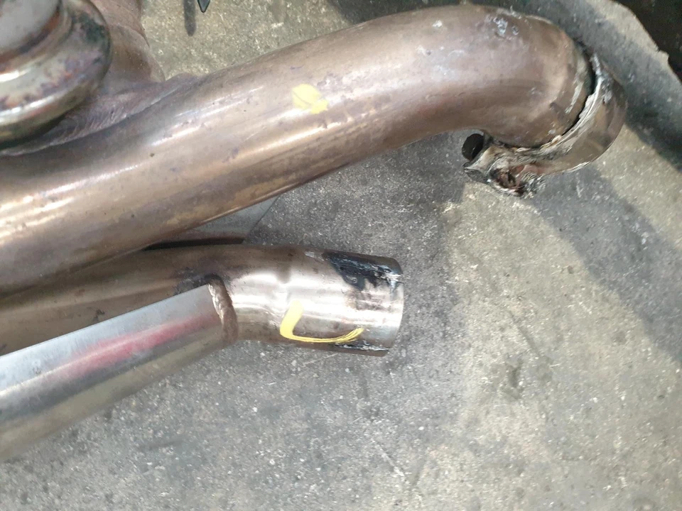 1996 YAMAHA VMAX LASER EXHAUST TAIL PIPES - Image 2 of 4